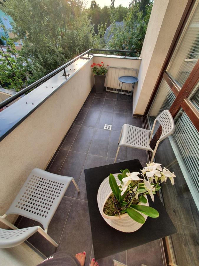 Lexi Apartman Apartamento Hajdúszoboszló Exterior foto
